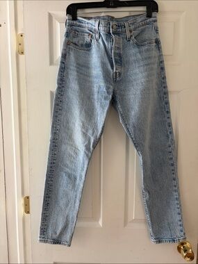 Levi's Light Blue High-Rise Women's Jeans